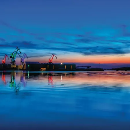 Stunning In With Wifi Pula